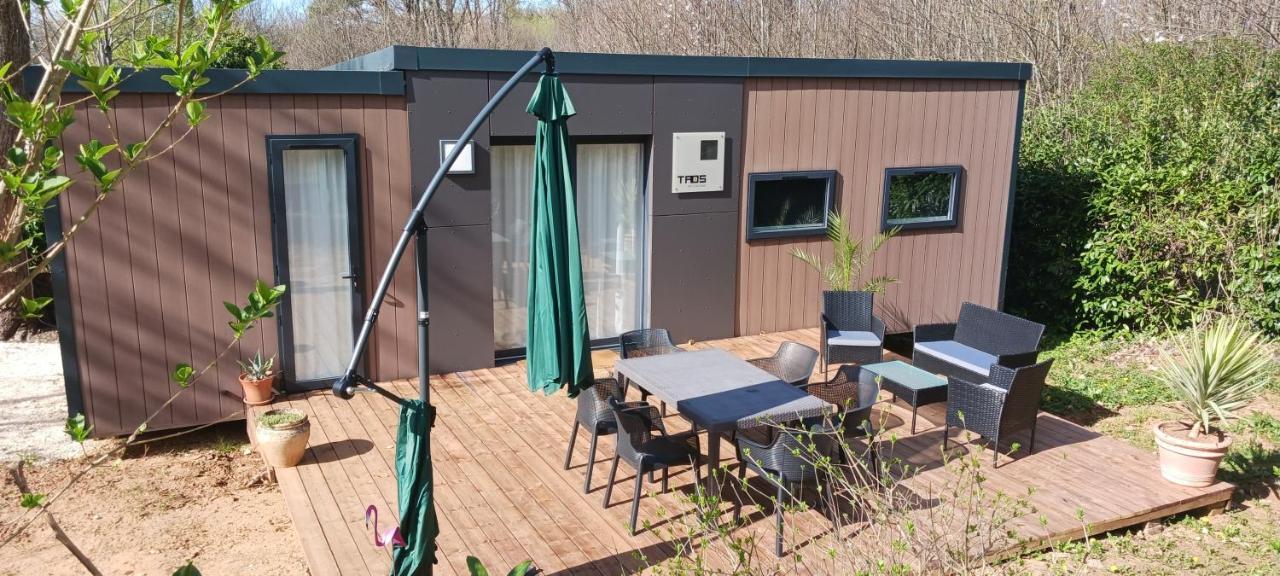 Camping Le Pigeonnier Saint-Crépin-et-Carlucet Εξωτερικό φωτογραφία