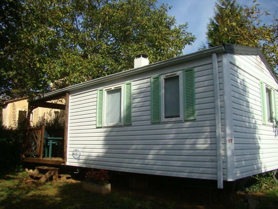 Camping Le Pigeonnier Saint-Crépin-et-Carlucet Εξωτερικό φωτογραφία