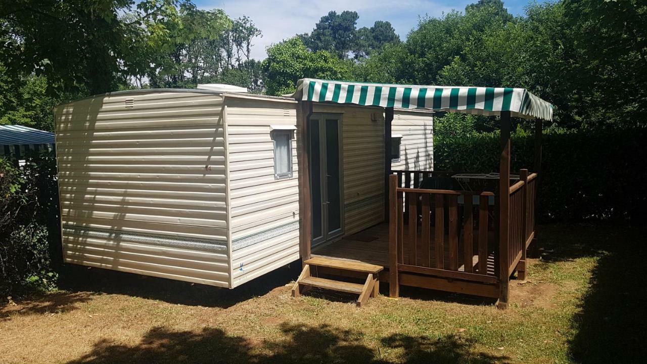 Camping Le Pigeonnier Saint-Crépin-et-Carlucet Εξωτερικό φωτογραφία