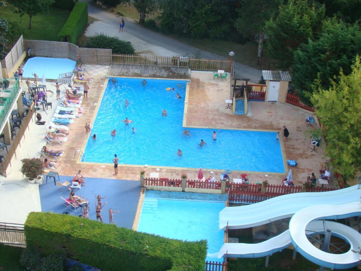 Camping Le Pigeonnier Saint-Crépin-et-Carlucet Εξωτερικό φωτογραφία